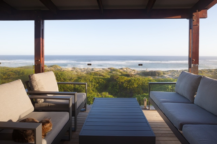 6 Bedroom Property for Sale in Myoli Beach Western Cape